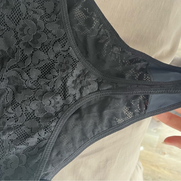 Aritzia Babaton Reel Bodysuit Black Lace - Picture 7 of 8